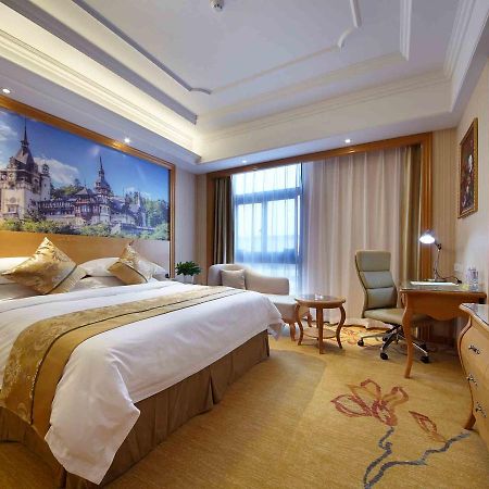 Vienna International Hotel Shanghai Baoshan Pangu Road 외부 사진