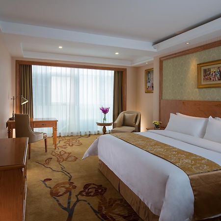 Vienna International Hotel Shanghai Baoshan Pangu Road 외부 사진