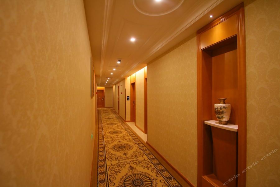 Vienna International Hotel Shanghai Baoshan Pangu Road 외부 사진